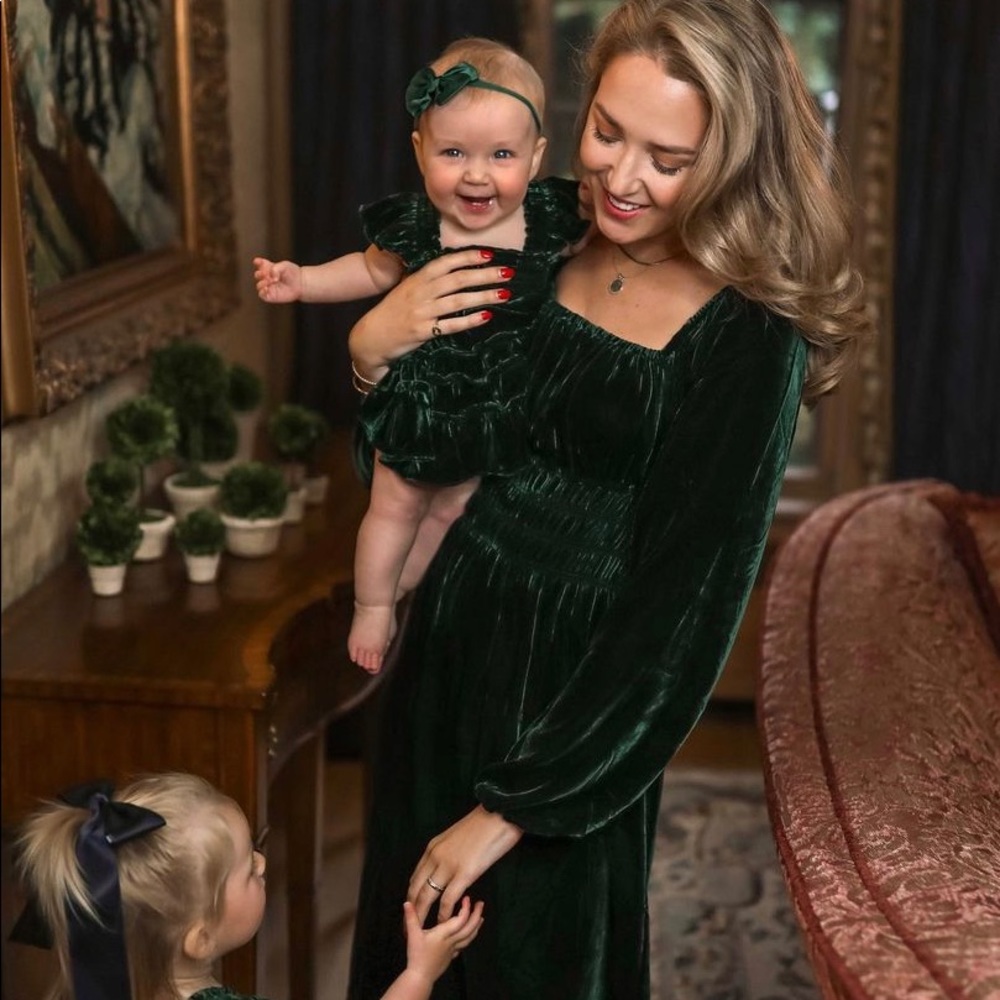 Hill House Home Jasmine Emerald Nap Dress Velvet brand new with tags size Small